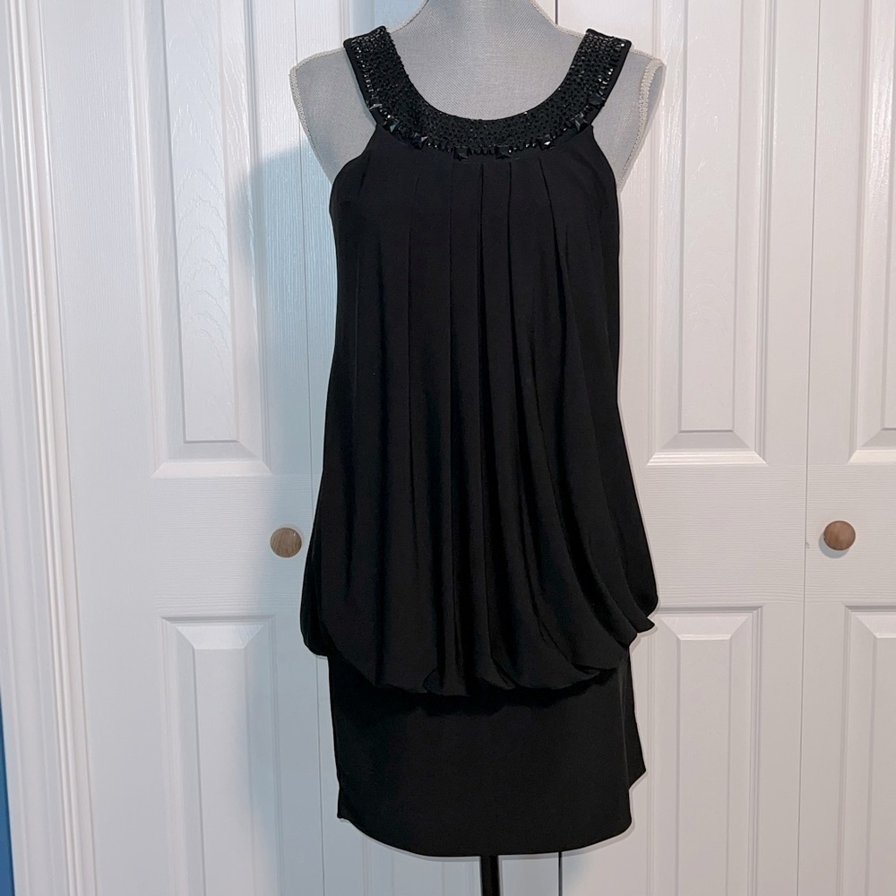 *WOMEN'S B. Smart Dress size 9/10